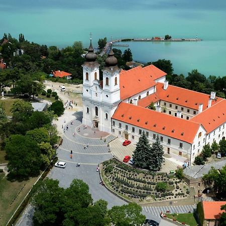 Napkelte Apartman Tihany Exteriér fotografie